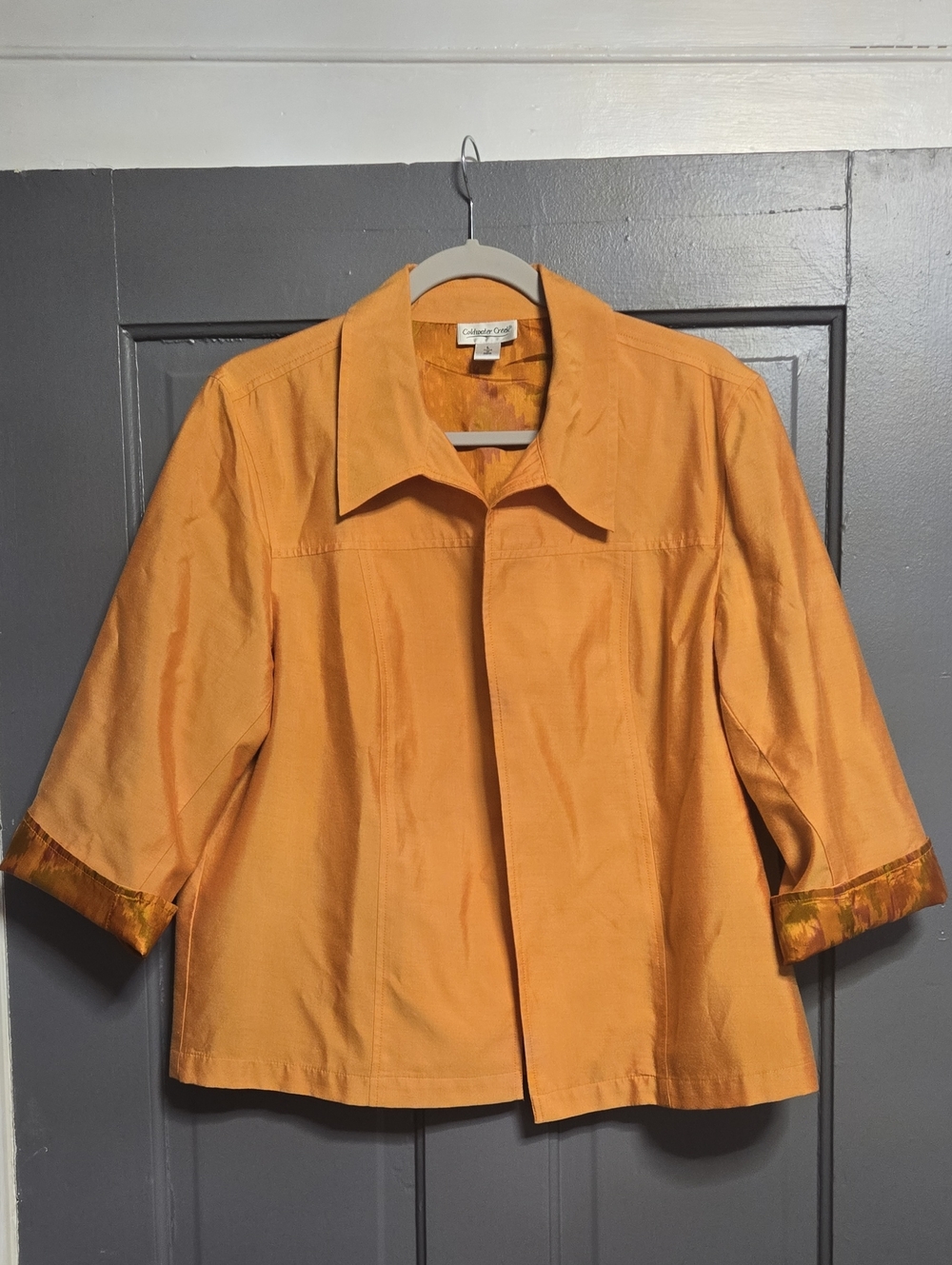 Coldwater Creek Tangerine Short Jacket with Polished Collar And Pretty Luning.